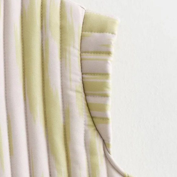 Printed Butterfly Sleeve Handcrafted Vest - Picture 4 of 9